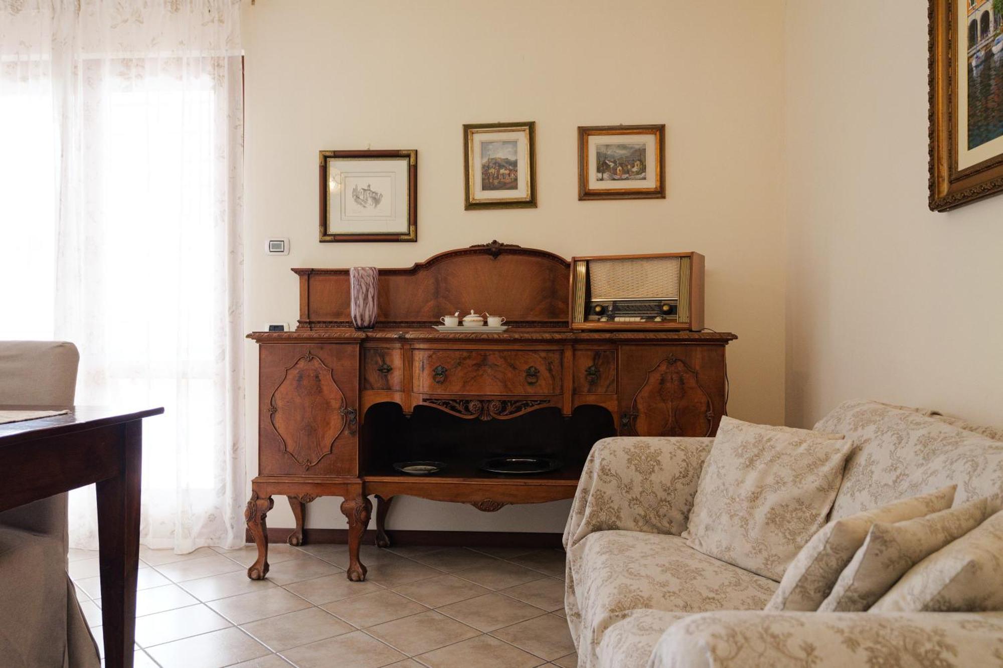 Casa Navla' Appartamenti "Ulivi"- "Fiori" -"Velieri"-"Luna"-"Nido"-"Taverna" 提尼亚类 外观 照片