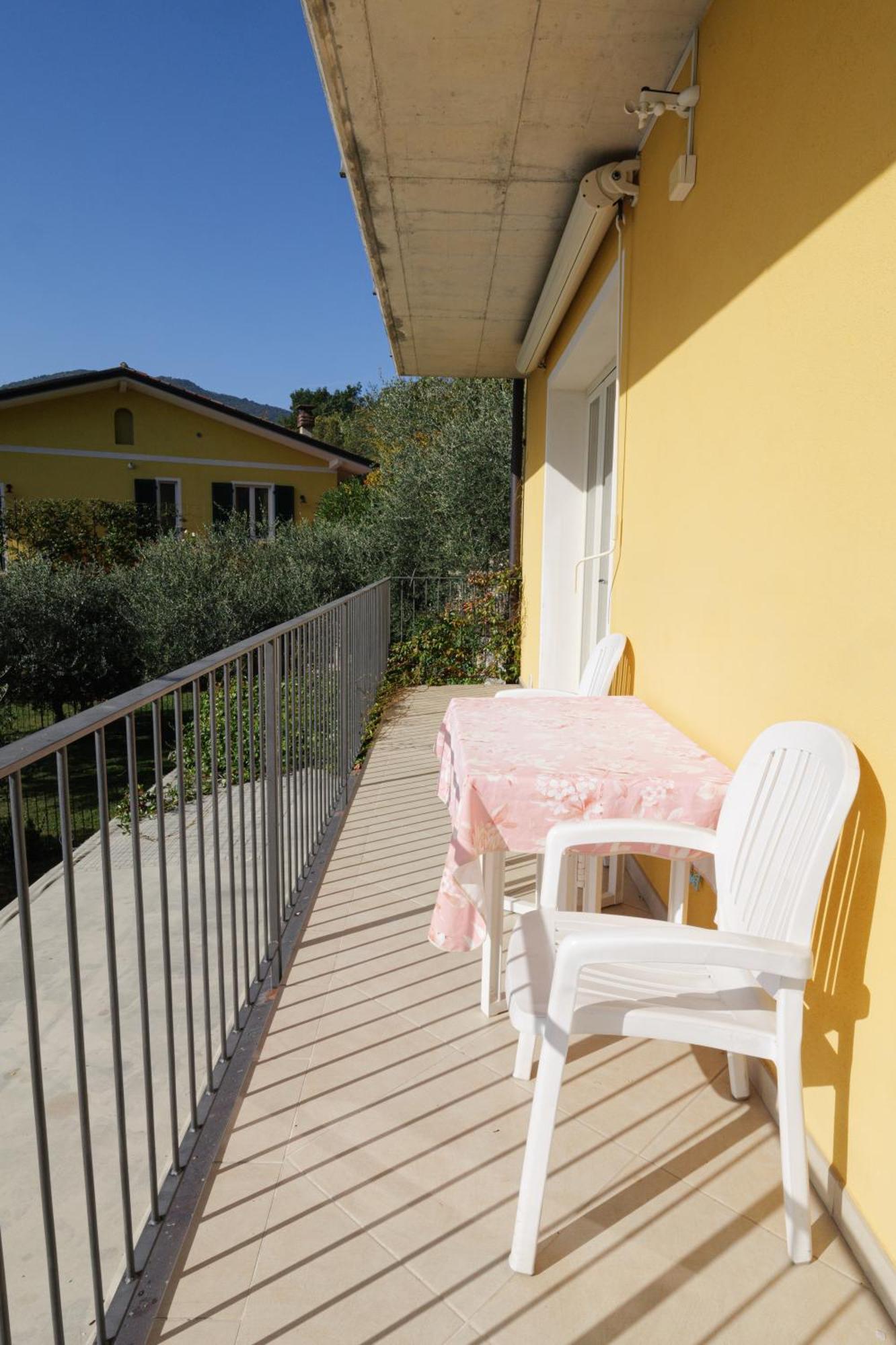 Casa Navla' Appartamenti "Ulivi"- "Fiori" -"Velieri"-"Luna"-"Nido"-"Taverna" 提尼亚类 外观 照片